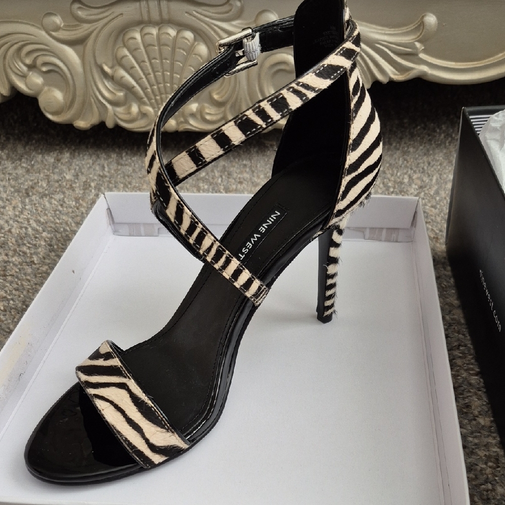 Brand New Never Worn! Original Packaging NineWest Heels!